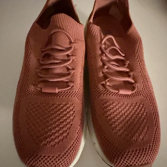 Skechers rose colored Bob’s with memory foam and bungee laces. - Picture 2 of 9